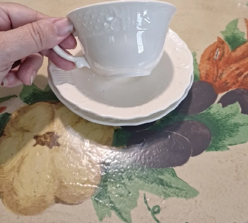 Unique Vintage Classic White Tea Cup and Saucer Set